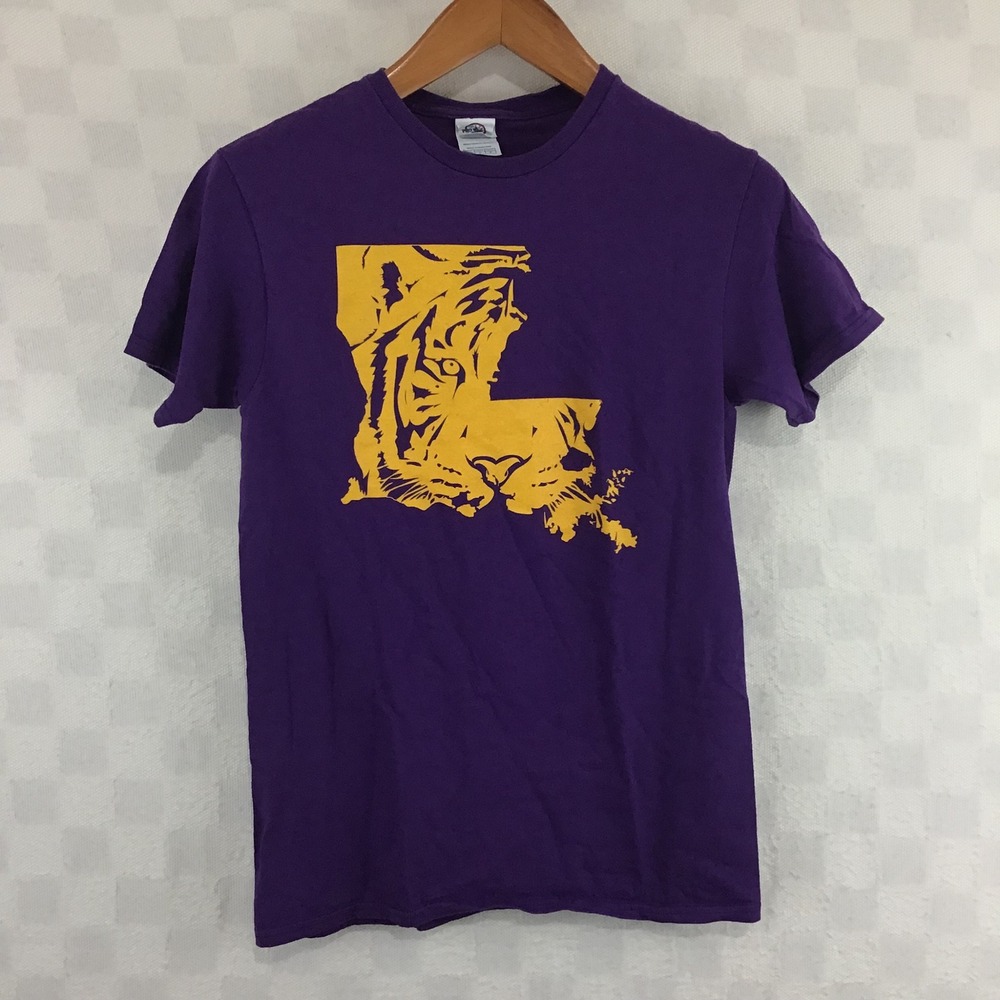 Delta Pro Weight Louisiana Tiger Graphic T-Shirt Purple Small Mens Short Sleeve